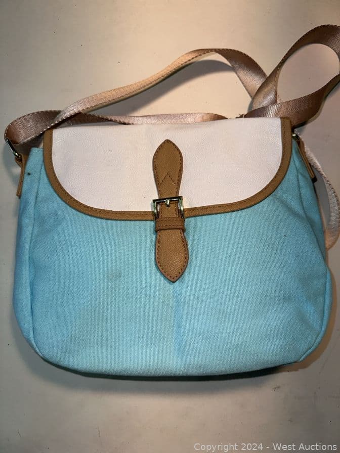 57-avon-blue-canvas-purse-mkmvbltc
