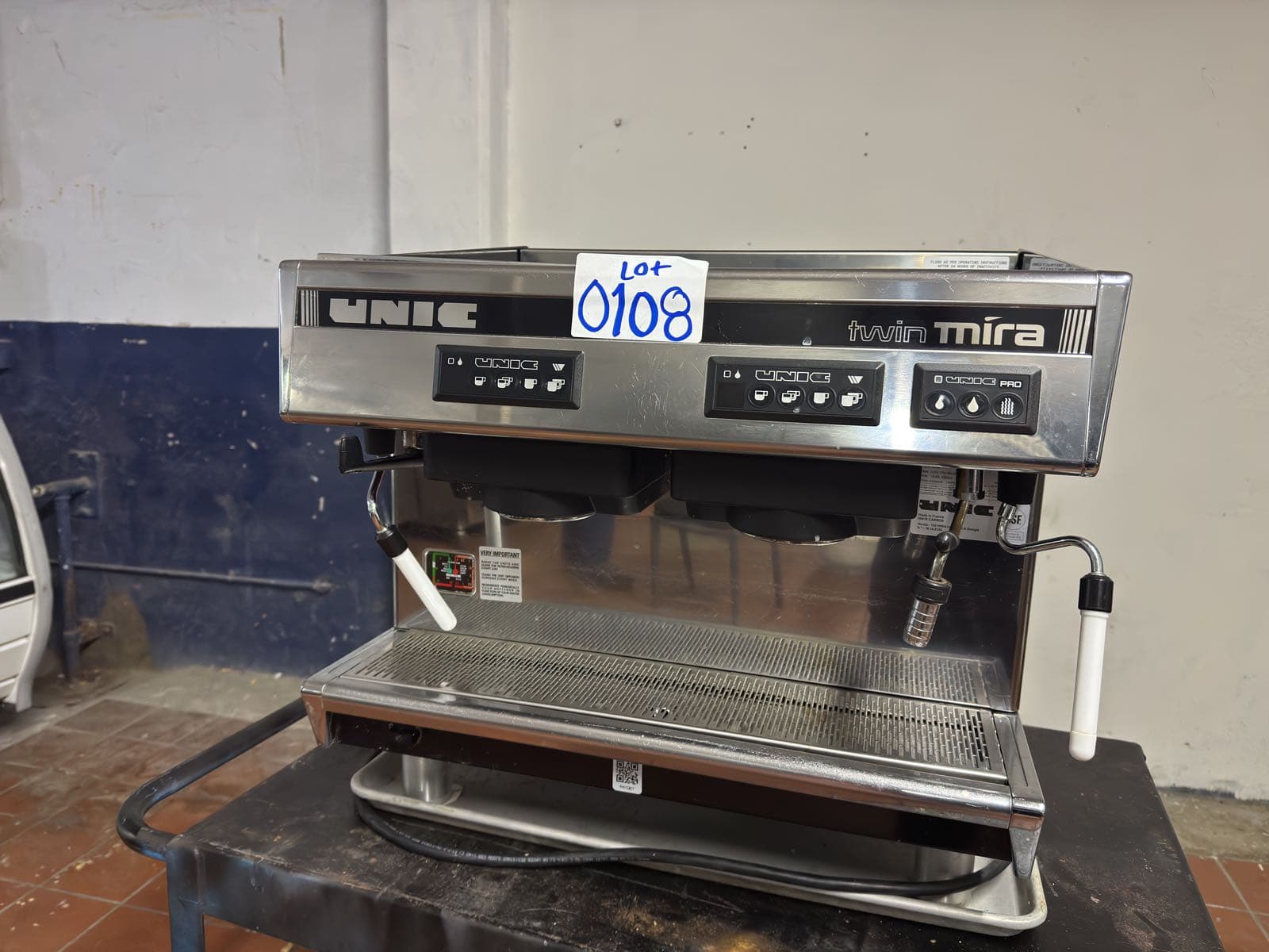 unic-espresso-machine-9fb575