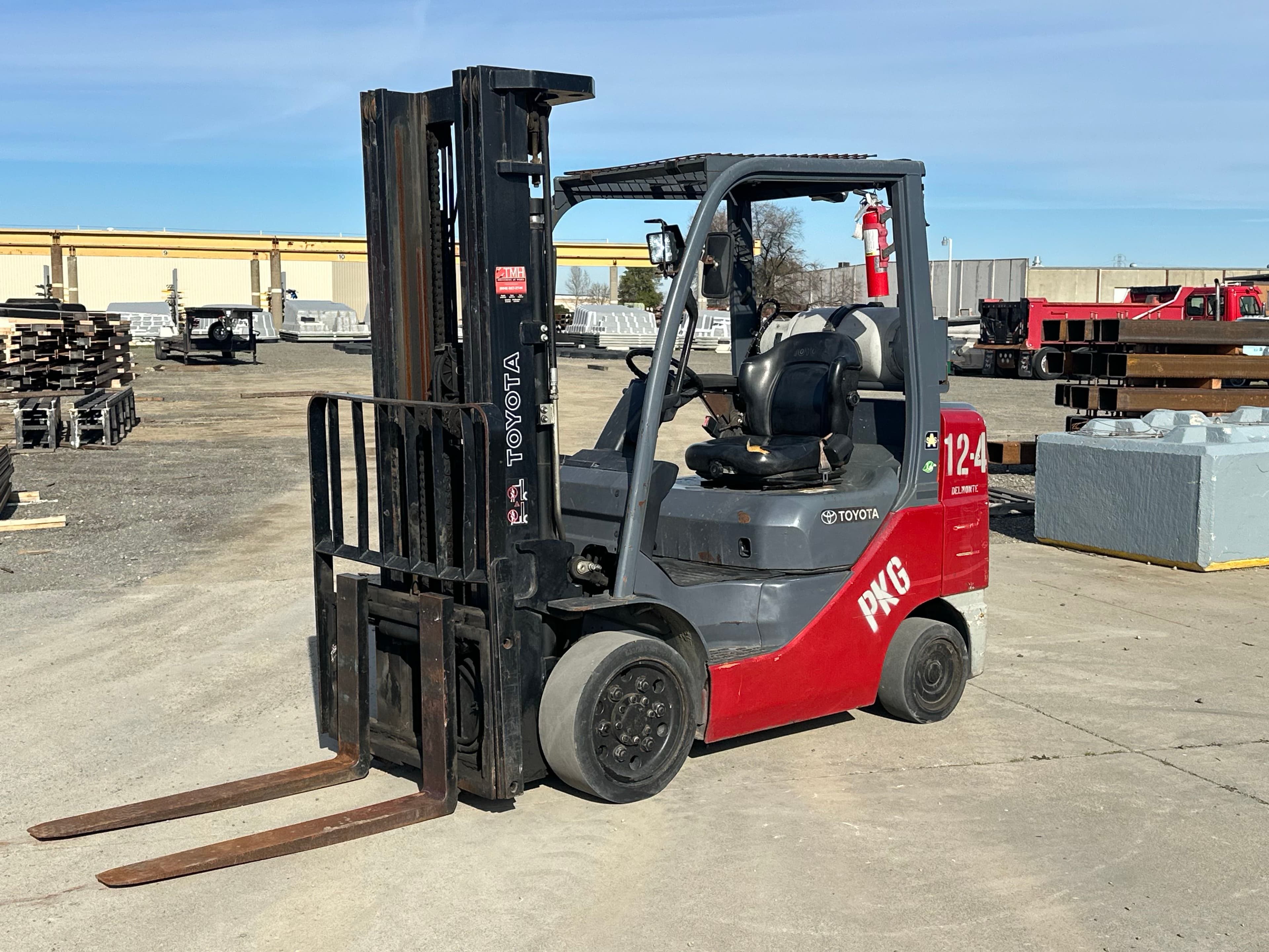 2011-toyota-8fgcu30-5500lb-capacity-propane-forklift-mkyz6knp
