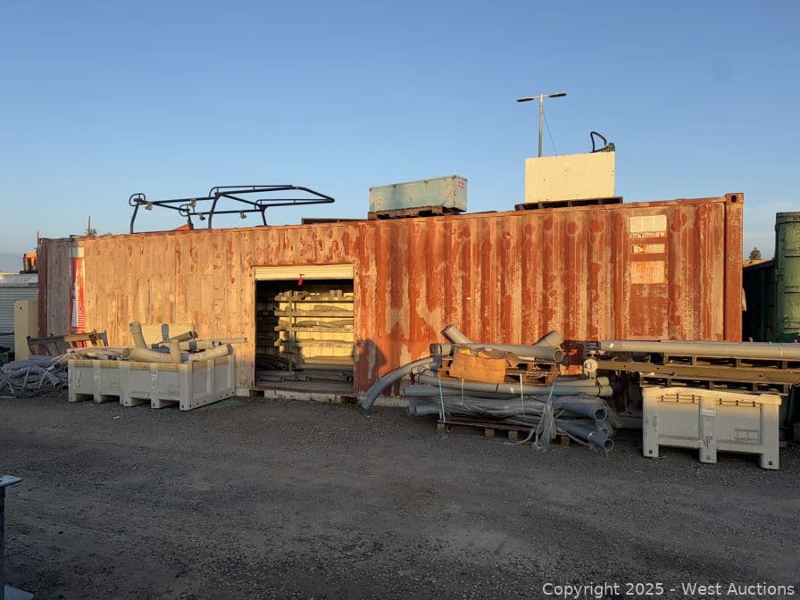 40-shipping-container-with-side-roll-up-door-contents-not-included-ml17hdlm