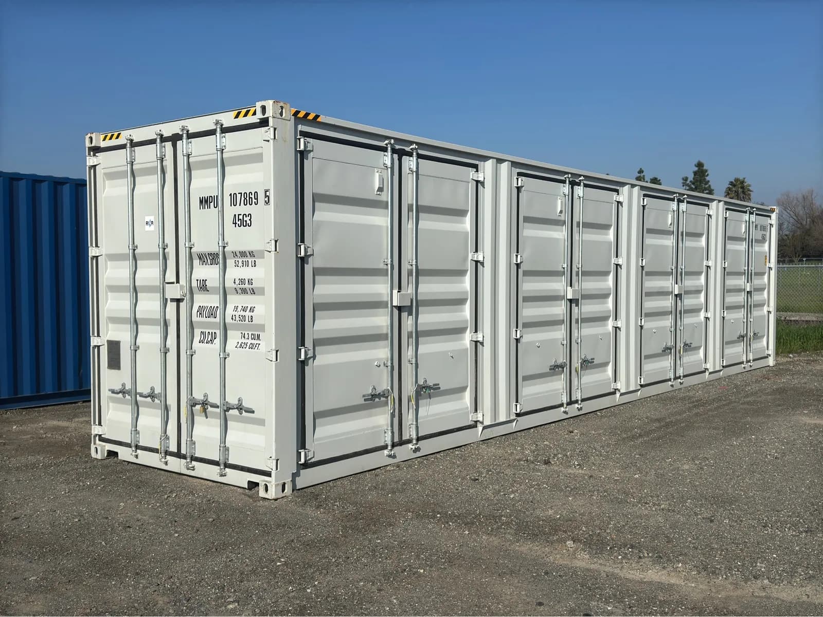 2025-40-high-cube-4-side-door-one-trip-shipping-container-ml9nnbcn