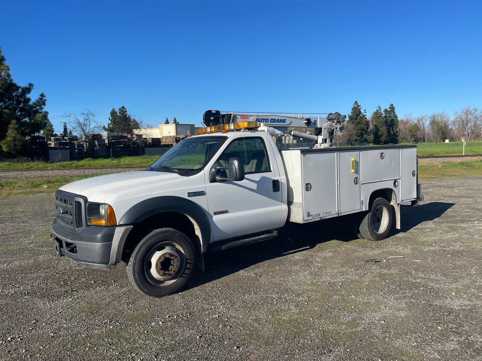 2007-ford-f-550xl-super-duty-utility-truck-with-auto-crane-mlsjy3am