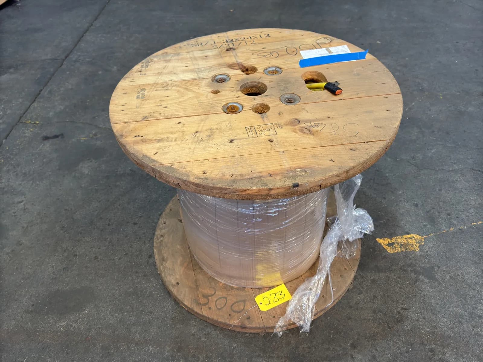 1000-spool-of-2-0-yellow-xtra-flex-grounding-cable-f31f4d