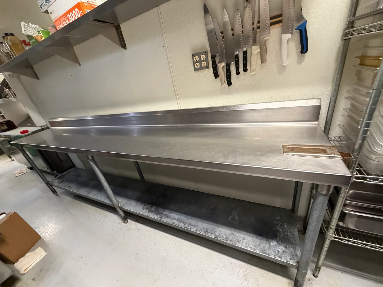 10-stainless-steel-work-table-with-undershelf-5b4cfd