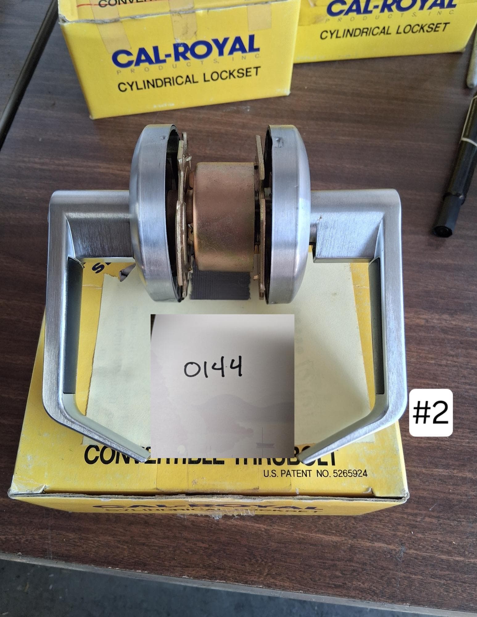 2-cal-royal-cylindrical-lockset-mni8glwu