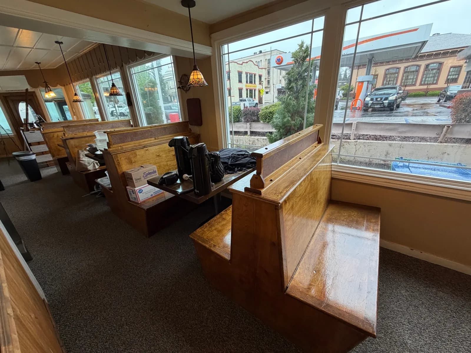 4-wooden-restaurant-booth-seating-with-under-storage-mnhqrnoc