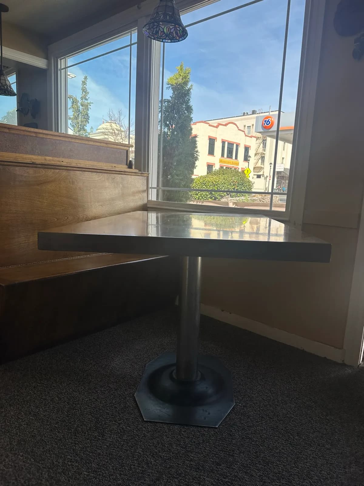 12-modern-dining-tables-with-heavy-duty-steel-bases-mnhqrx0s